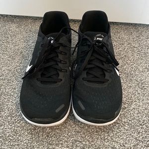 NIKE Free Run Women’s Sneakers